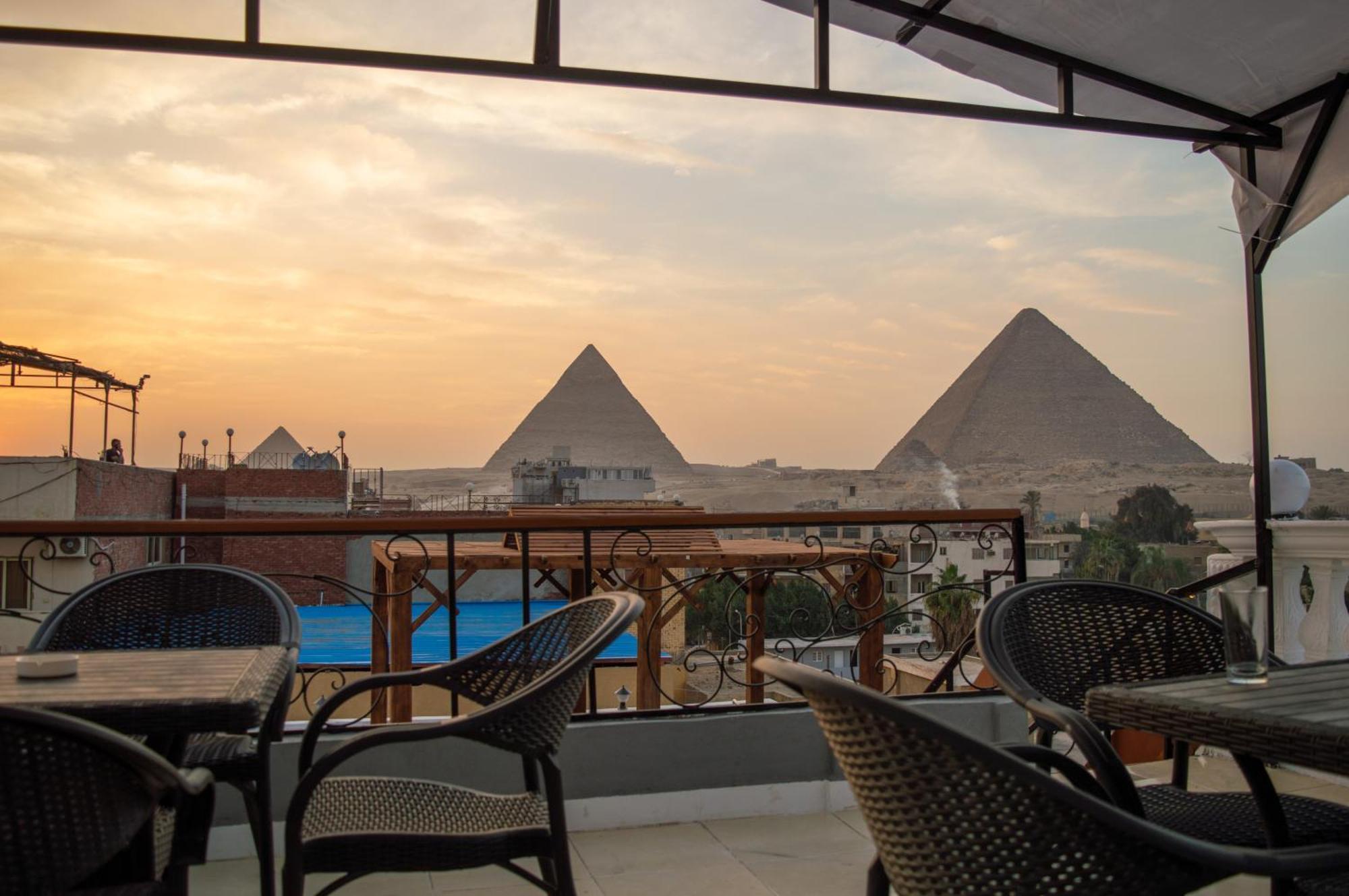 Pyramids Gate Hotel Kafrat al Jabal Exterior foto