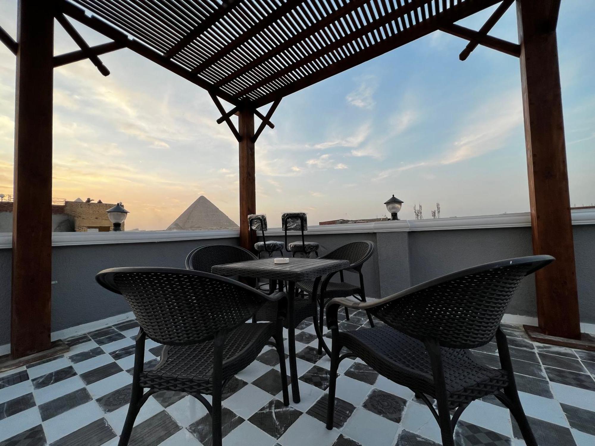 Pyramids Gate Hotel Kafrat al Jabal Exterior foto