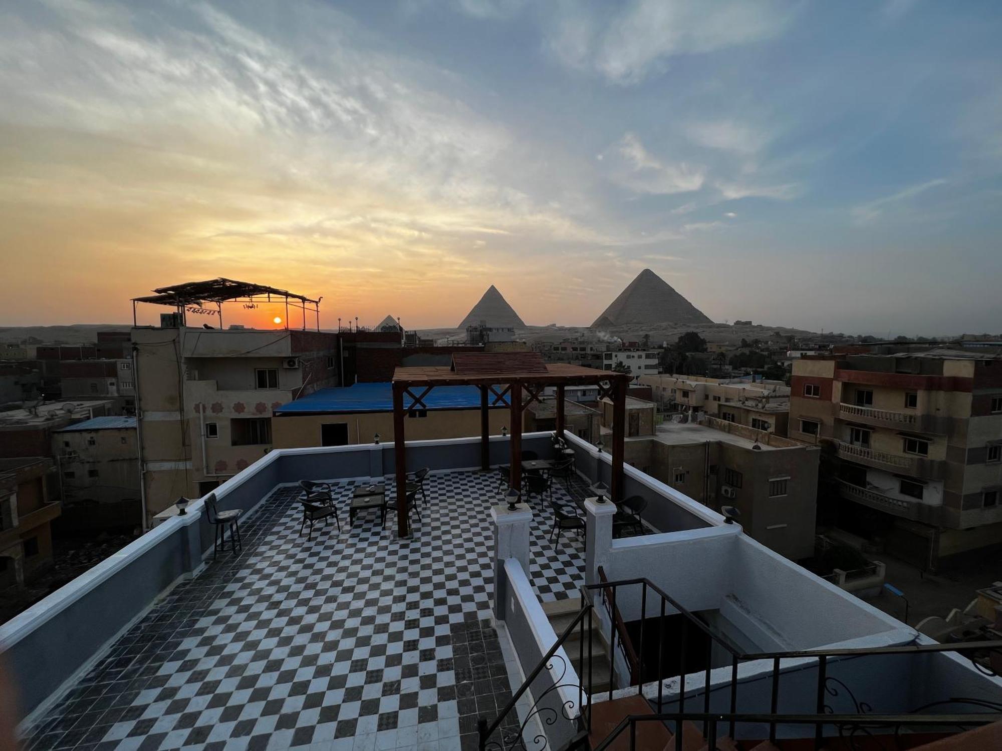 Pyramids Gate Hotel Kafrat al Jabal Exterior foto