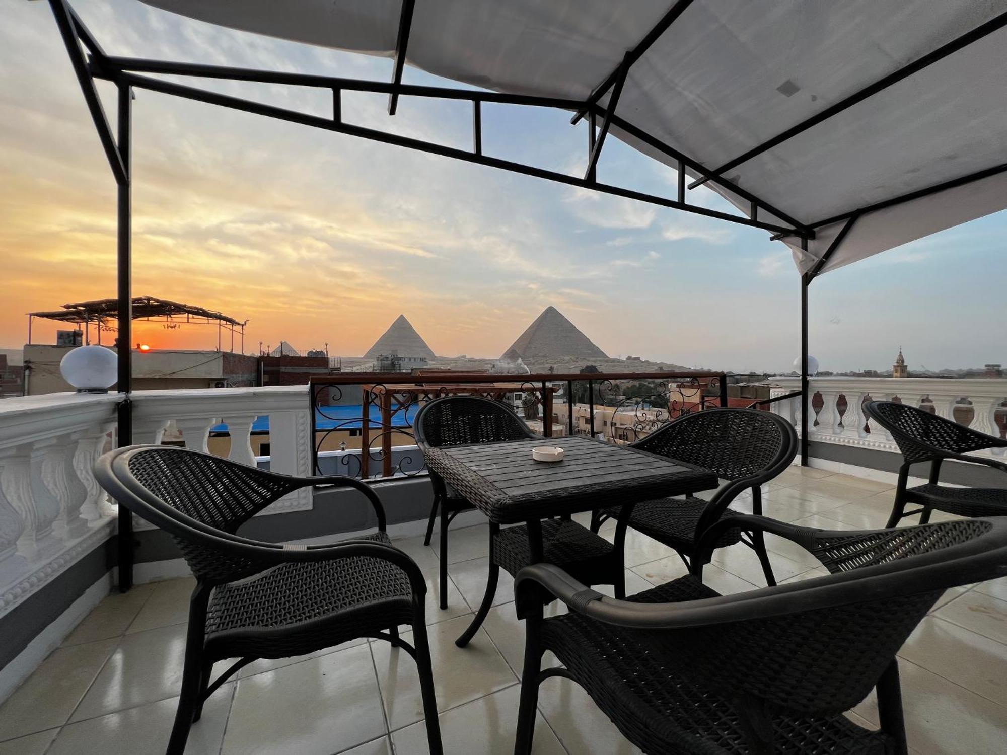 Pyramids Gate Hotel Kafrat al Jabal Exterior foto