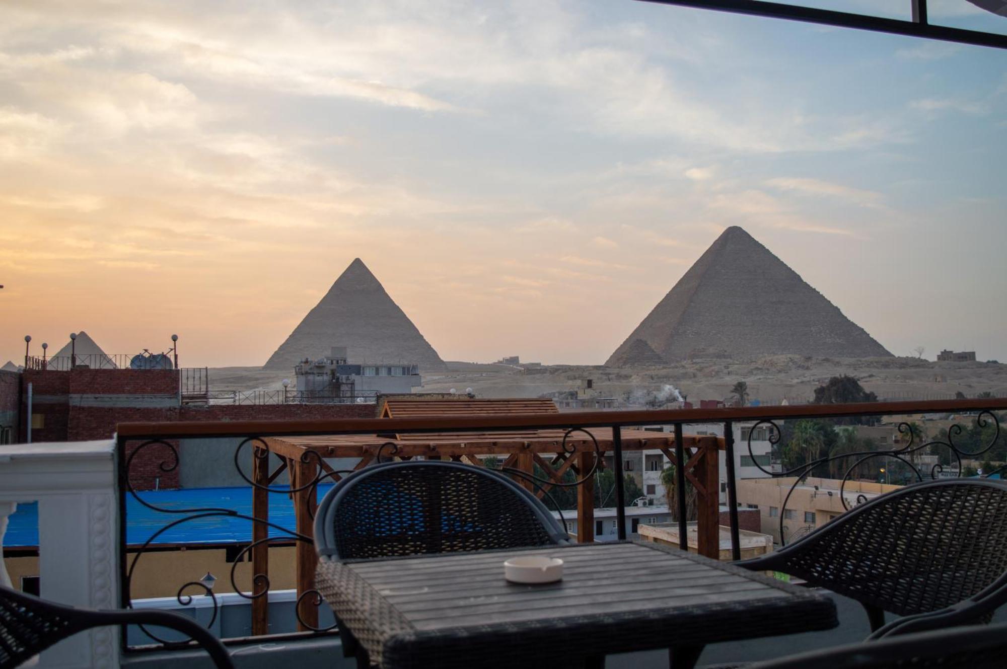 Pyramids Gate Hotel Kafrat al Jabal Exterior foto