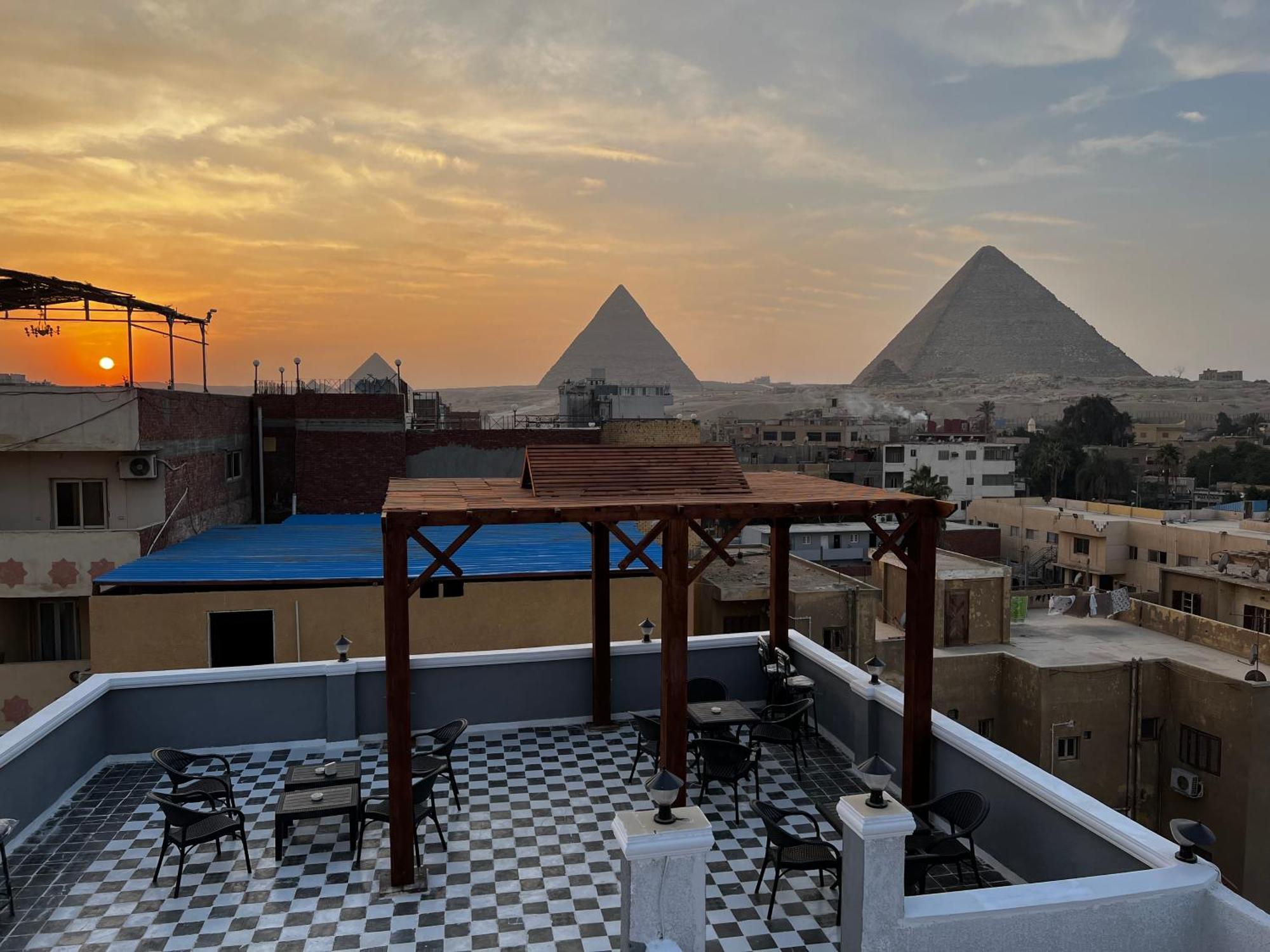 Pyramids Gate Hotel Kafrat al Jabal Exterior foto