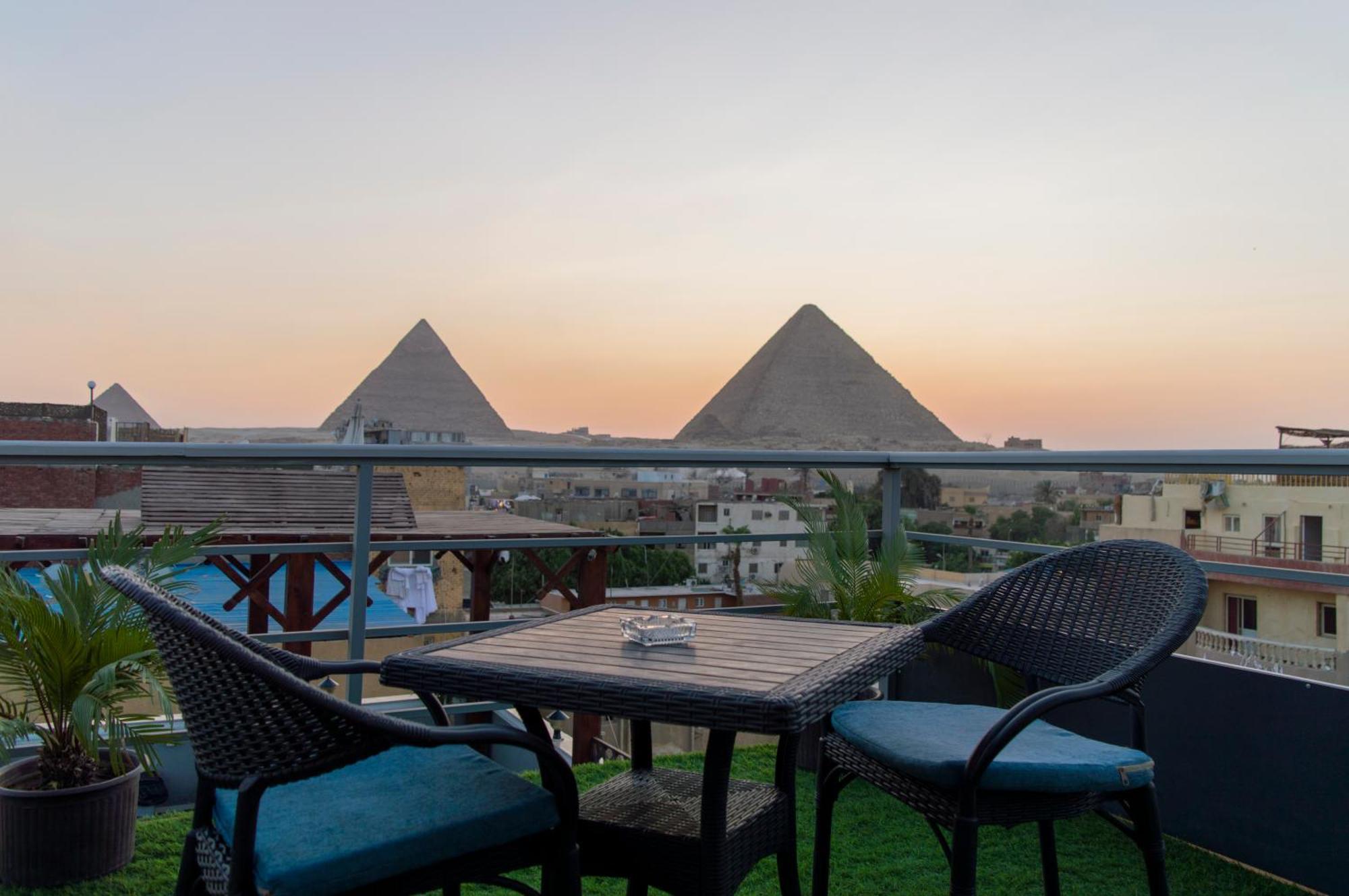 Pyramids Gate Hotel Kafrat al Jabal Exterior foto