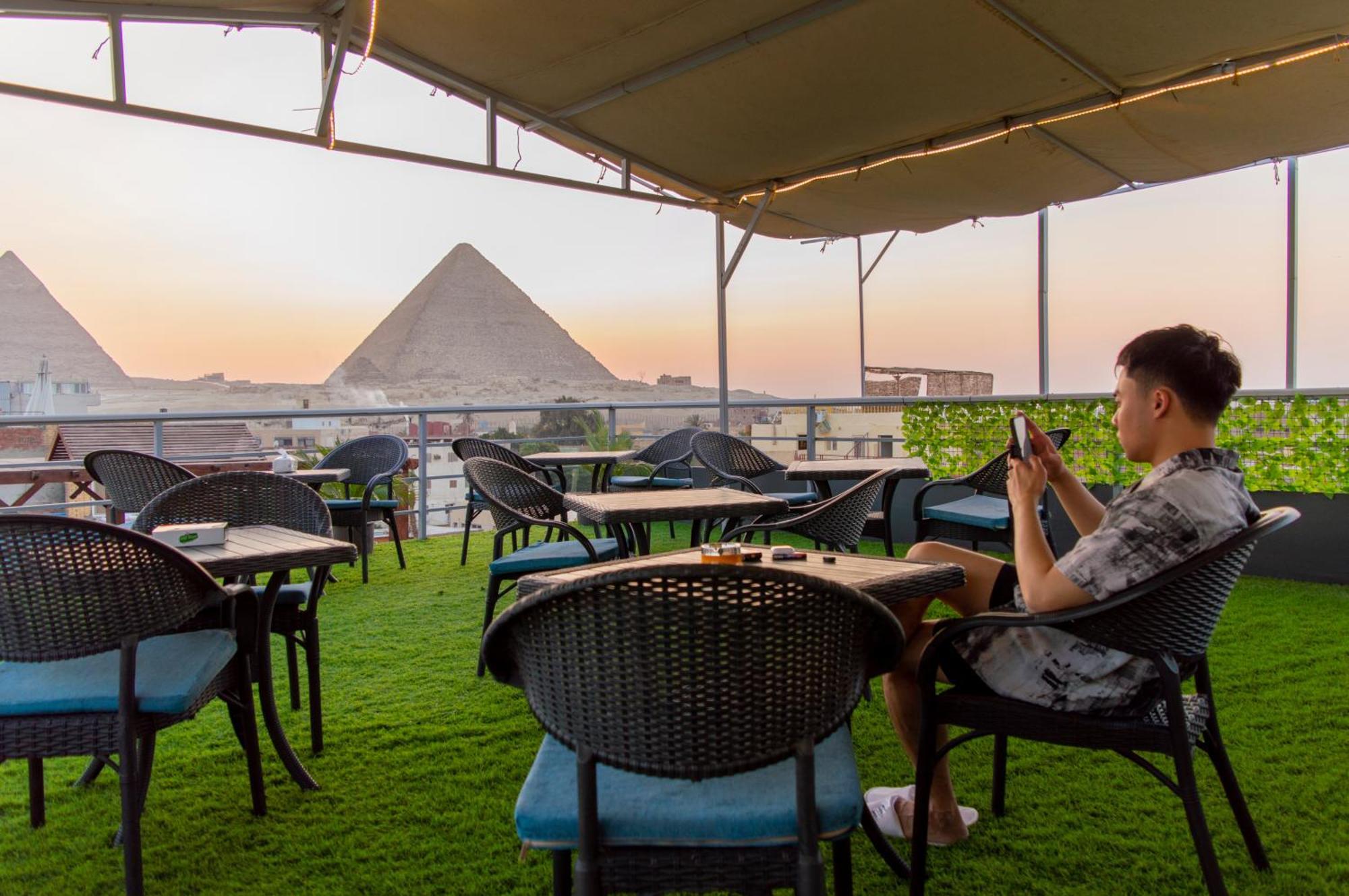 Pyramids Gate Hotel Kafrat al Jabal Exterior foto